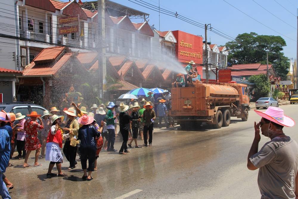 Крестьянский праздник в Таиланде (Peasant celebration in Thailand)