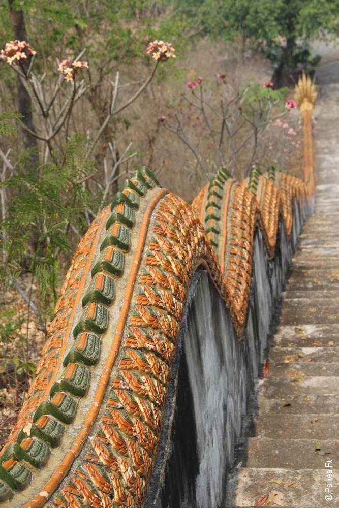 Таиланд - Чом Тонг - Ват Пра Тат Дои Нои (Thailand - Chom Tong - Wat Phra That Doi Noi)