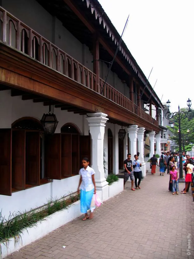 Улица в городе Канди