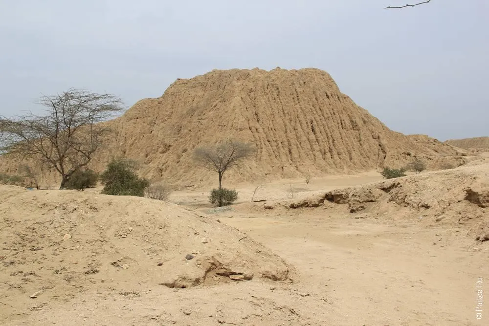 Пирамиды долины Ламбайеке, Перу (Lambayeque pyramids, Peru)